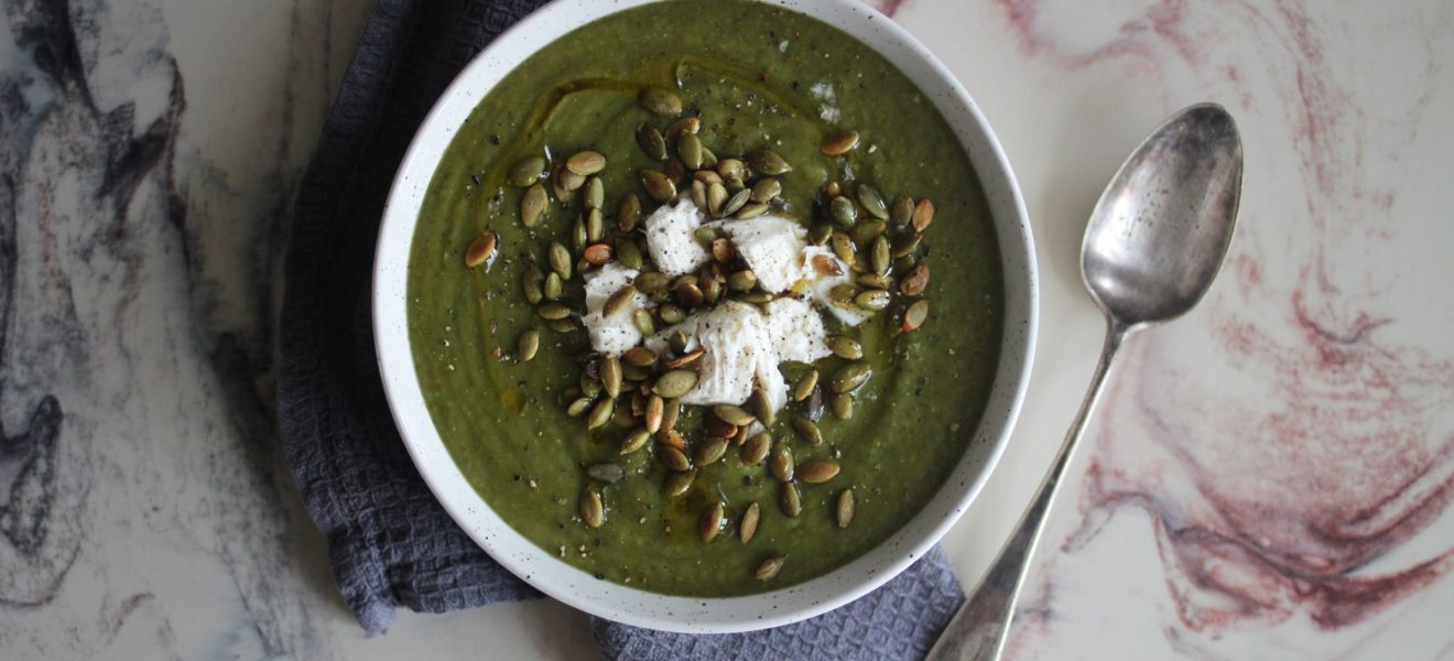 erte- og spinatsuppe