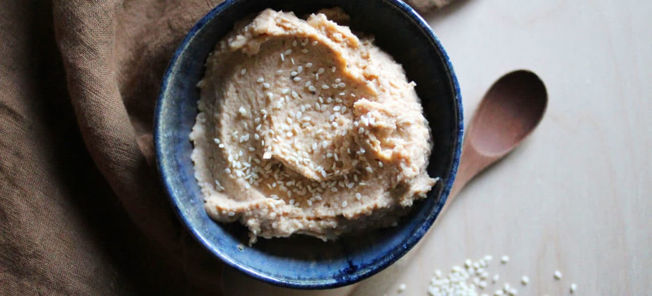 Hummus av hvite bønner