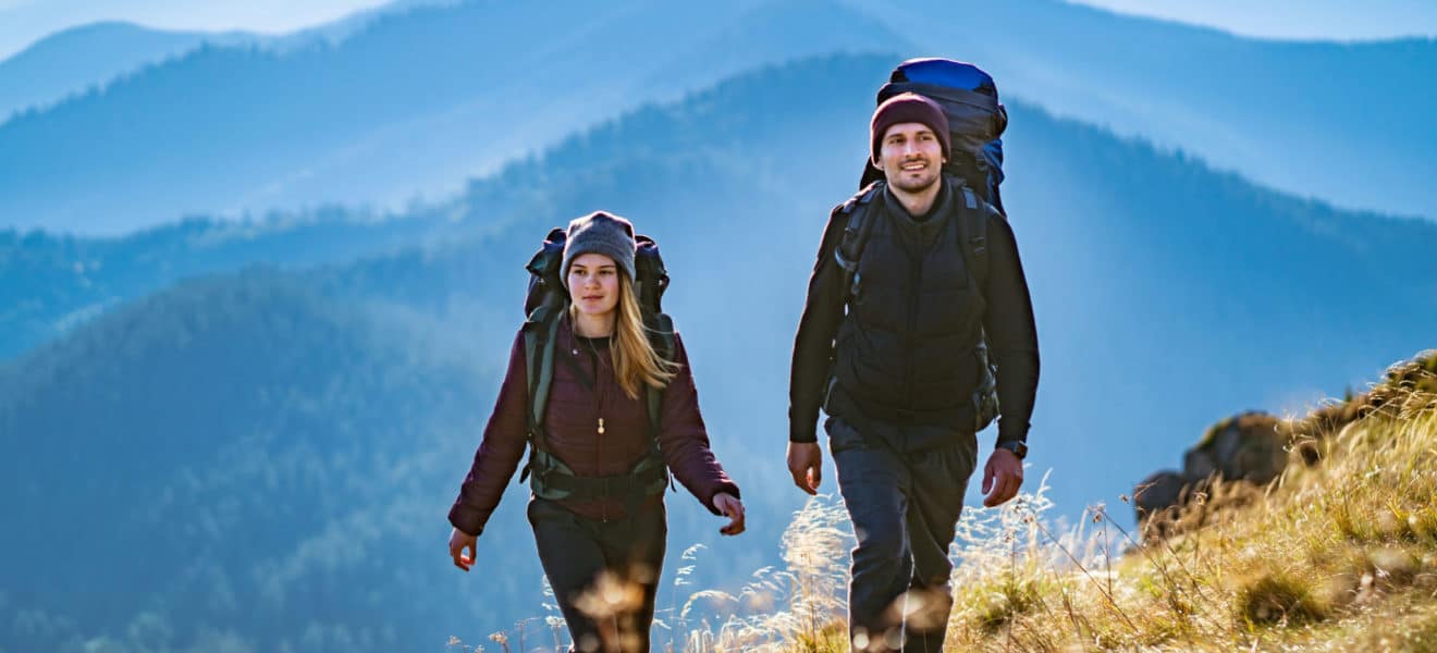 Derfor har jeg alltid med meg ekstra diabetesutstyr på tur, par på fjelltur