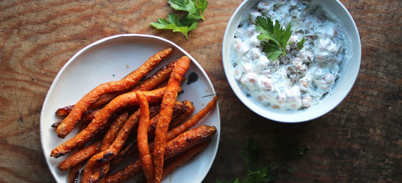 Yoghurtkikerter og grillet gulrot