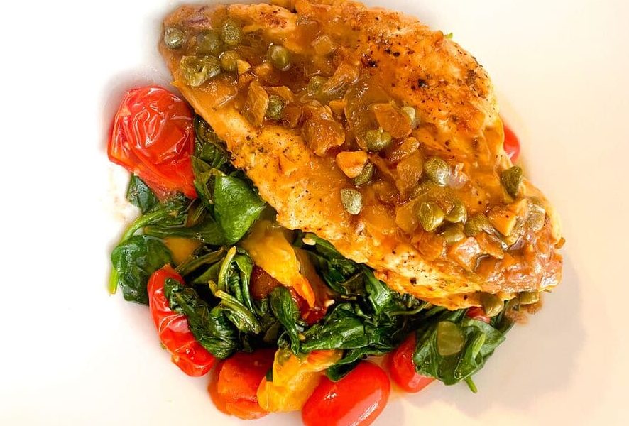 Kylling piccata med tomat og spinat