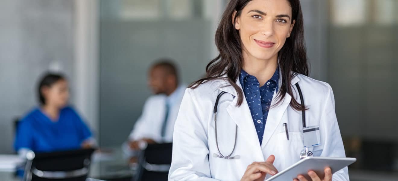 Samarbeid til pasientenes beste, kvinnelig doktor