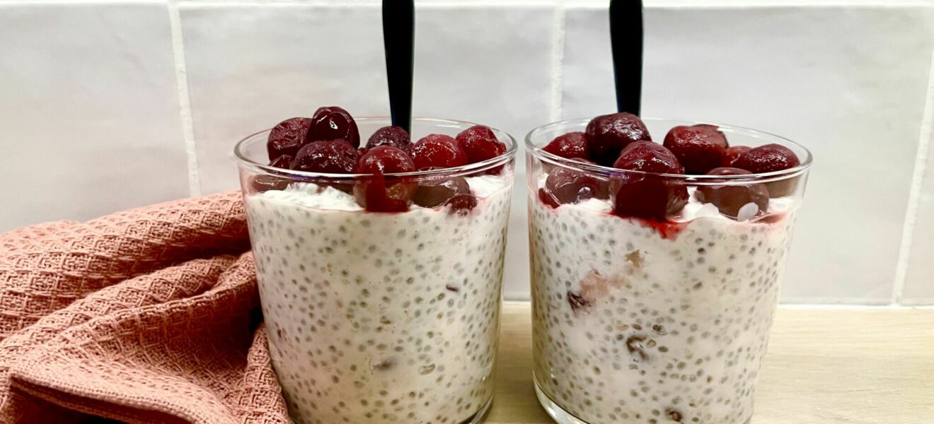 Chiapudding med kirsebær og vanilje