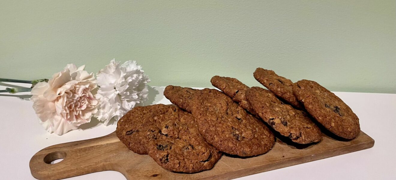 Kanelcookies med havre og rosiner
